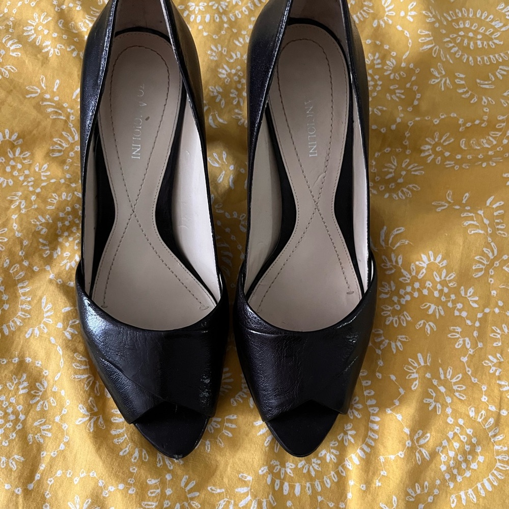 Enzo Angiolini open toe leather 3” heal